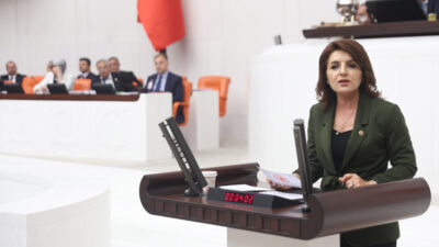 CHP Mersin Milletvekili Gülcan Kış, AKP’nin öğretmenleri yok sayan, kanun