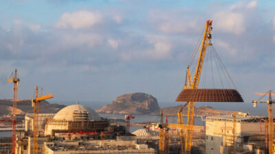 Kabuğun tamamının monte edilmesinden sonra nükleer santralde maksimum düzeyde güvenlik