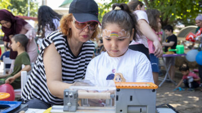 Mersin Büyükşehir Belediyesi Kadın ve Aile Hizmetleri Dairesi Başkanlığı bünyesinde