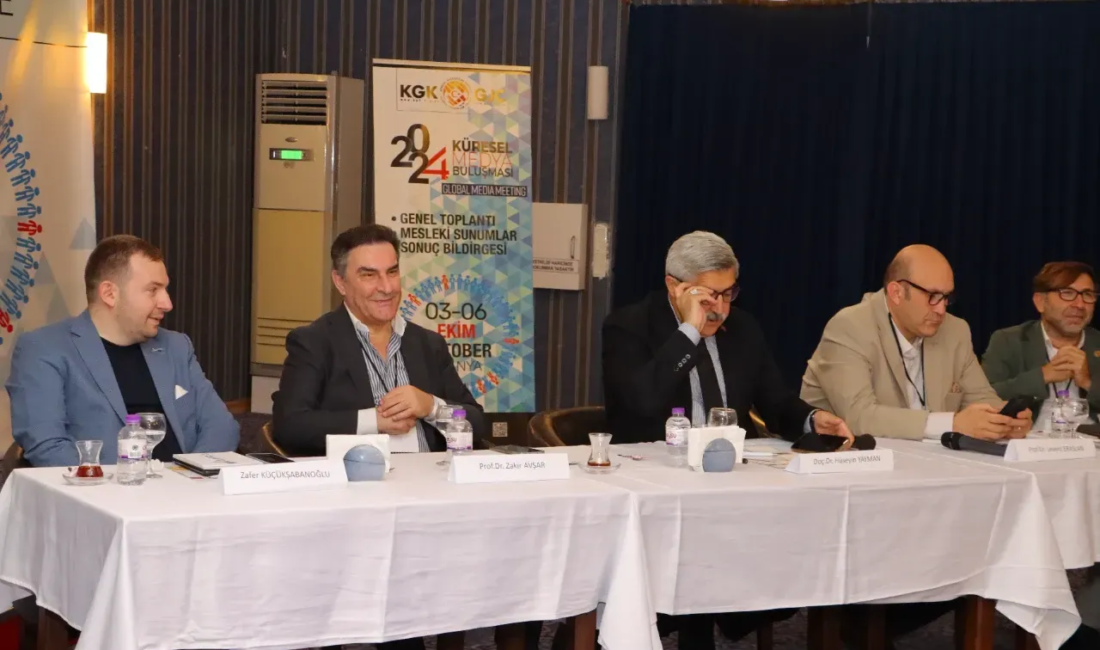 Dijital Medya Paneli’ne Yapay Zeka Gazeteciliği damga vurdu EFTELİA Marin Otel’de gerçekleşen 4. KGK Küresel Medya Çalıştayı, KGK
