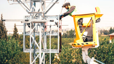 Sektöre öncü teknolojileri ve insan odaklı çalışma anlayışıyla hareket eden