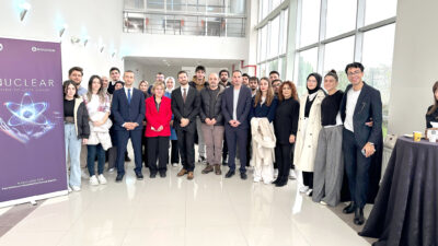 Türk Üniversitelerindeki Öğrenciler Oliver Stone’un “Nuclear Now” Belgeselini İzledi Rusya