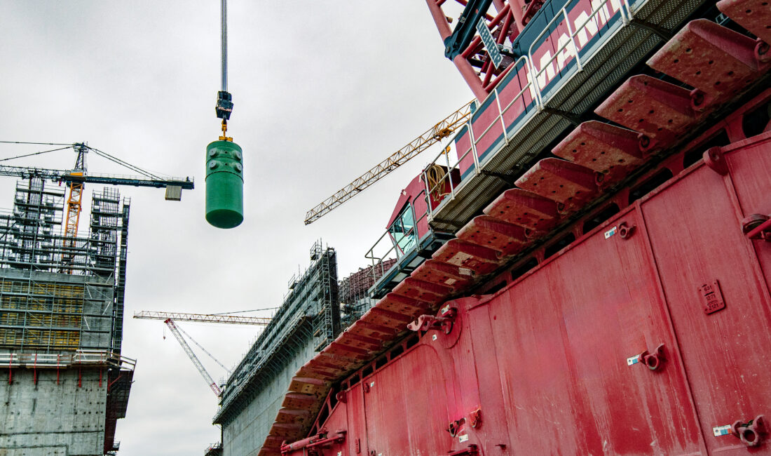 AKKUYU NGS’NİN 2’NCİ VE 3’ÜNCÜ GÜÇ ÜNİTELERİNDE İKİ ÖNEMLİ AŞAMA TAMAMLANDI Santralin 3’üncü Ünitesi’nde, güç ünitesinin inşaat aşamasındaki en önemli montaj