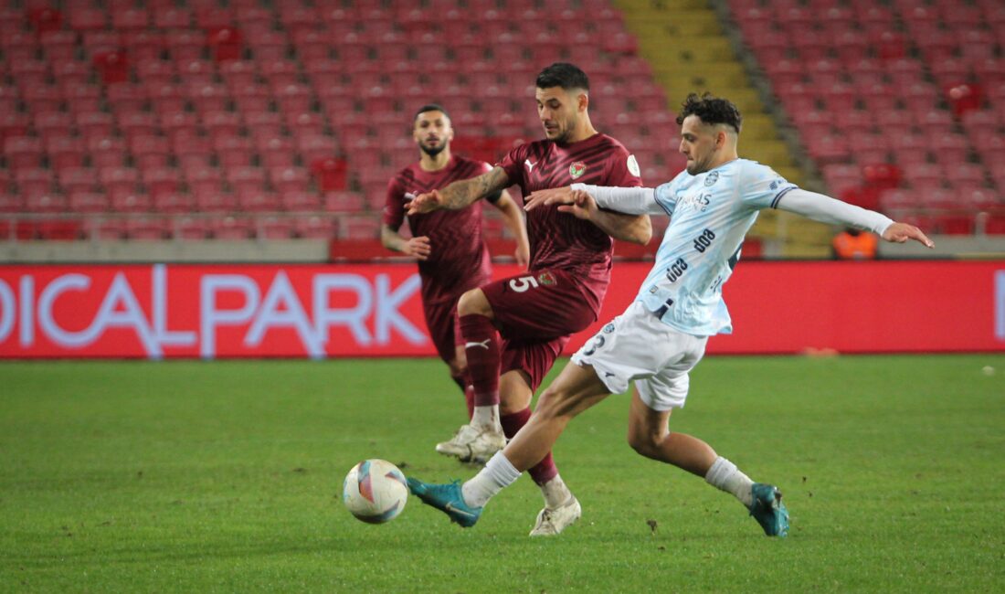 Trendyol Süper Lig’in 17. haftasında Atakaş Hatayspor, Mersin Stadyumu’nda oynanan