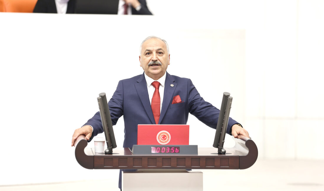 DİNÇER: ‘SURİYELİ MÜLTECİLERİN VATANLARINA DÖNÜŞ ZAMANI GELDİ’ Mersin Milletvekili Talat Dinçer, Suriye’deki Esad rejiminin sona ermesinin ardından