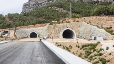 “Ovit Tüneli, Zigana Tüneli, İzmir İstanbul Otobanı gibi devasa projeler