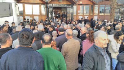 Mersin’de DEM Partili Akdeniz Belediye Başkanı Hoşyar Sarıyıldız ve Başkan