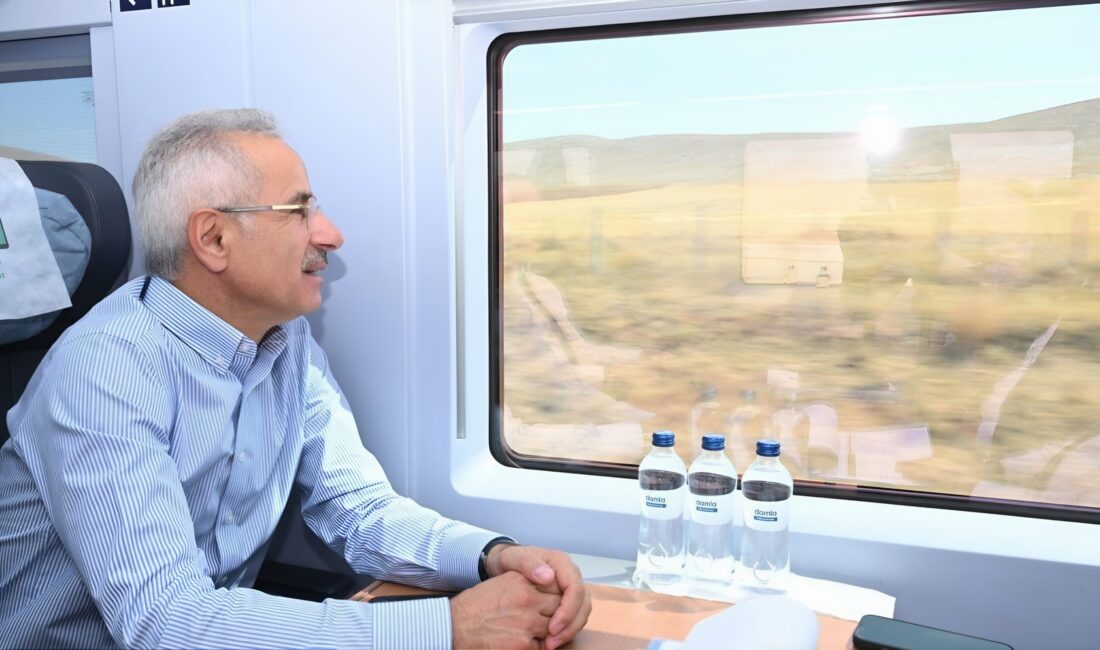 Ulaştırma ve Altyapı Bakanı Abdulkadir Uraloğlu, Konya-Karaman Hızlı Tren Hattı’nın