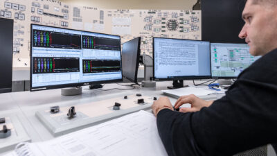 Rusya Devlet Nükleer Enerji Kuruluşu Rosatom tarafından inşa edilen Akkuyu