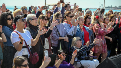 Mersin Büyükşehir Belediyesi; kadınların eşitlik, adalet, hak ve hukuk mücadelesini