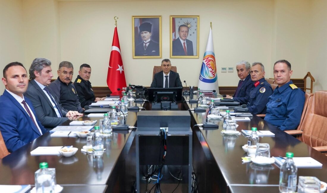 Mersin‘de son bir hafta içerisinde gerçekleştirilen çalışmalarda, çeşitli suçlardan haklarında