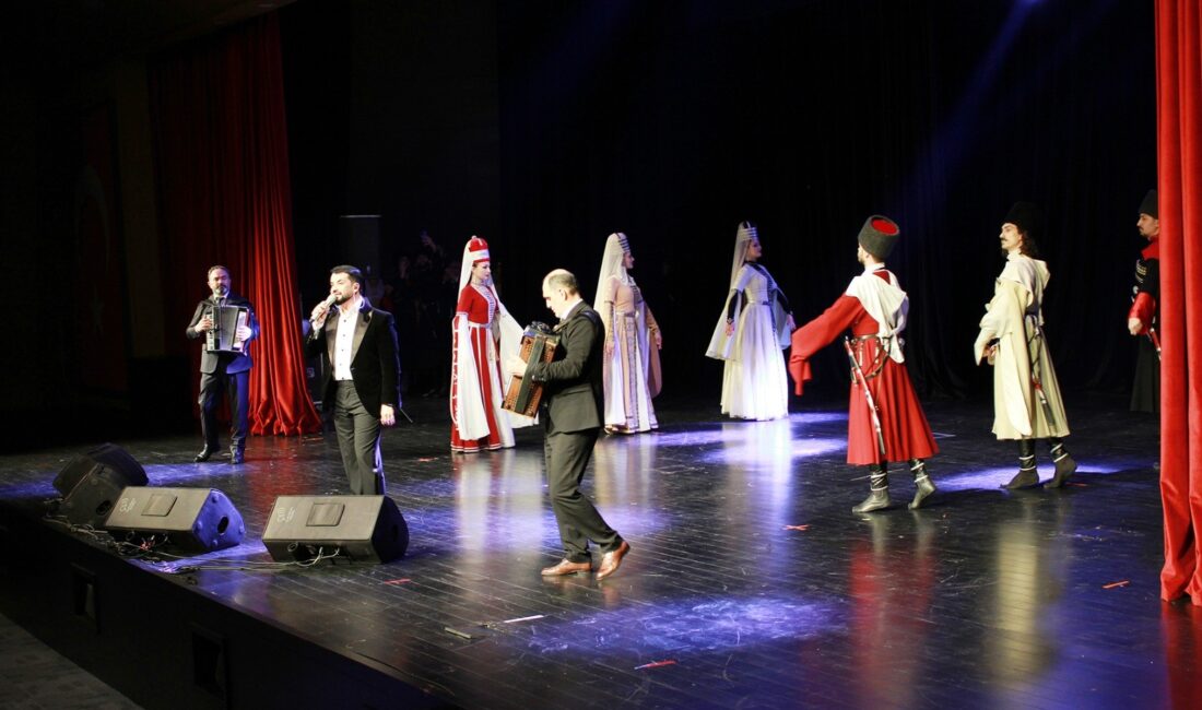 Çerkes müziğinin dünyaca ünlü ismi Nahush Kerim, Mersin Kafkas Kültür ve Yardımlaşma