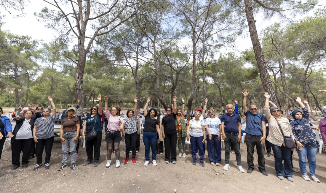 Vatandaşlar, ‘Sağlık İçin Hareket Et Günü’nde doğada buluştu Mersin’de vatandaşlar ‘Sağlık İçin Hareket Et Günü’nde doğada buluştu. Toplum