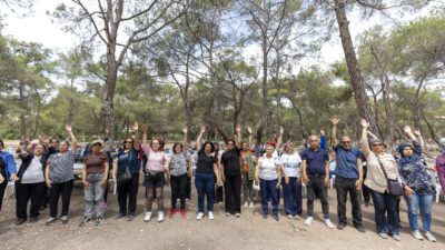 Mersin’de vatandaşlar ‘Sağlık İçin Hareket Et Günü’nde doğada buluştu. Toplum