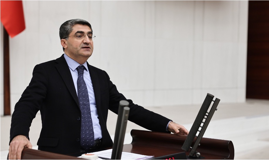 Hiçbir çatışma çözümü modeli başka bir ülkeye birebir uygulanamaz DEVA Partisi Genel Başkan Yardımcısı ve Mersin Milletvekili Mehmet Emin