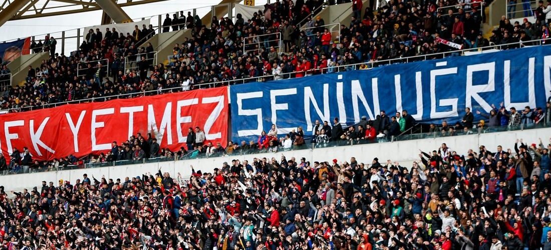 Kapanma tehlikesiyle karşı karşıya kalan Yeni Mersin İdman Yurdu’nu yeniden