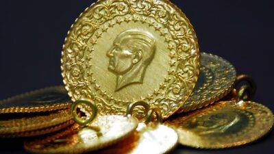 Fed Eylül ayı toplantısında politika faizini 25 baz puan indirimle