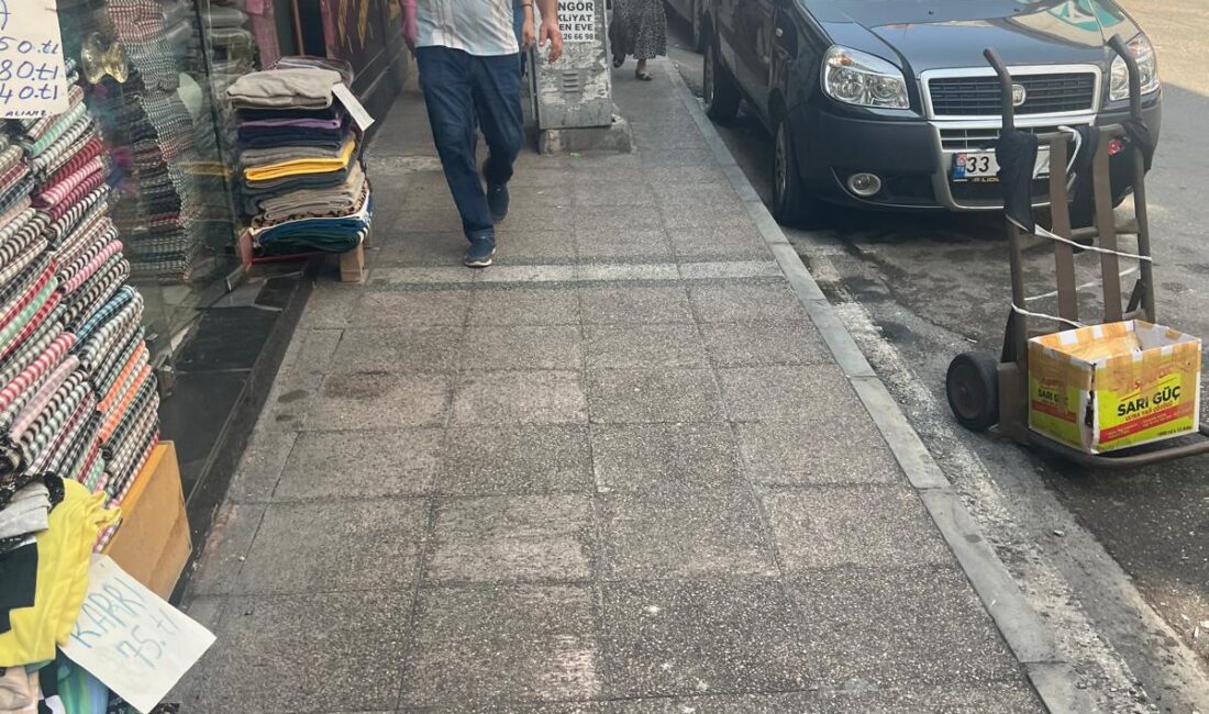 Umut Can Erkan ile “Mersin’de Yaşam” (ÖZEL RÖPORTAJ) Emekli — Vallahi ben 30 yıldır buradayım, Mersin gibisi yok.