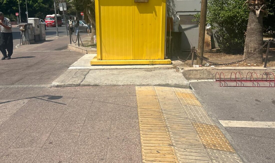 MERSİN’DE TAKSİCİ OLMAK ZORLAŞTI! (ÖZEL RÖPORTAJ) Bugün Mersin sokaklarında direksiyon başındaki sürücü kahramanlarla, yani taksicilerle birlikteyiz.