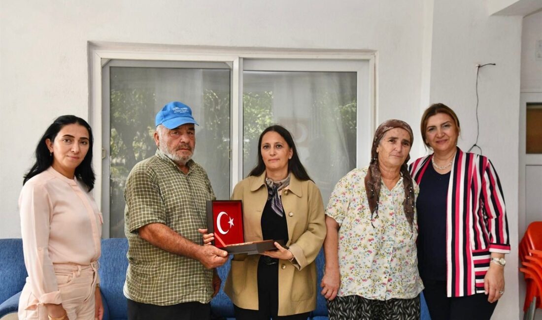 Mersin Valisi Atilla Toros’un eşi Dudu İrem Toros, 1994 yılında