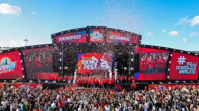 Türkiye’nin bilim, teknoloji ve yenilik vizyonunu geniş kitlelerle buluşturan TEKNOFEST,
