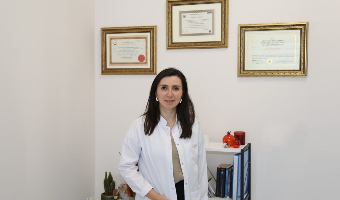 Mikrobiyom Temelli Yeni Yaklaşımlara Işık Mersin Üniversitesi Diş Hekimliği Fakültesi öğretim üyesi Doç. Dr. Tuğba