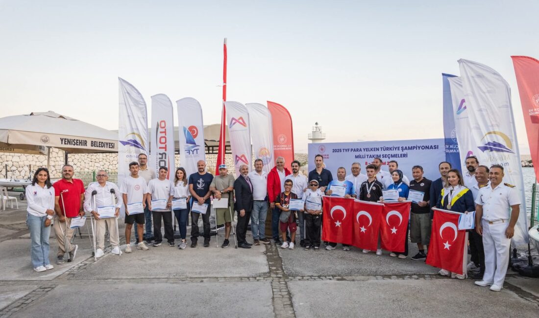 Mersin’de düzenlenen “2025 TYF Para Yelken Türkiye Şampiyonası ve Milli Takım Seçmeleri” sona erdi 4 kulüpten gelen 17 yelkencinin katılımıyla Mersin’in ev sahipliğinde gerçekleştirilen