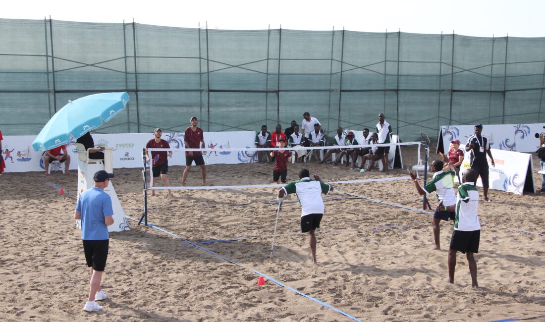 Mersin’de dünyada ilk kez düzenlenen Bedensel Engelliler Plaj Oyunları başladı Dünyada ilk kez düzenlenen Dünya Bedensel Engelliler Plaj Oyunları, Mersin‘de eleme