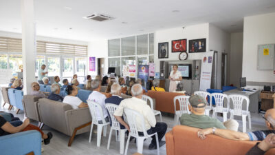 Mersin Büyükşehir Belediyesi, her yıl Ekim ayında düzenlenen “Meme Kanseri Farkındalık