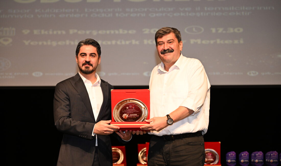 BAŞKAN YILDIZ’A, MERSİN SPORUNA DESTEK ÖDÜLÜ Toroslar Belediye Başkanı Abdurrahman Yıldız’ın spora ve gençliğe verdiği destek