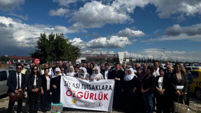 DEM Parti Mersin Milletvekili Av. Ali Bozan, cezaevlerinde yaptığı ziyaretlerde