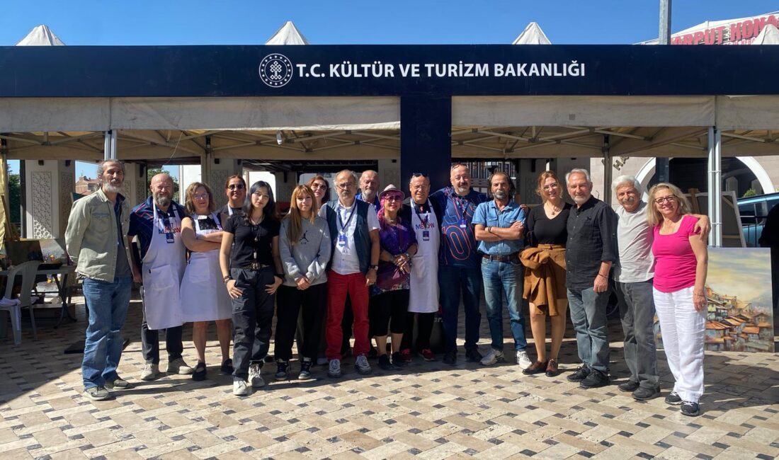 Türkiye Kültür Yolu Festivalinde Sanat Meydana İndi T.C. Kültür ve Turizm Bakanlığı tarafından düzenlenen Türkiye Kültür Yolu