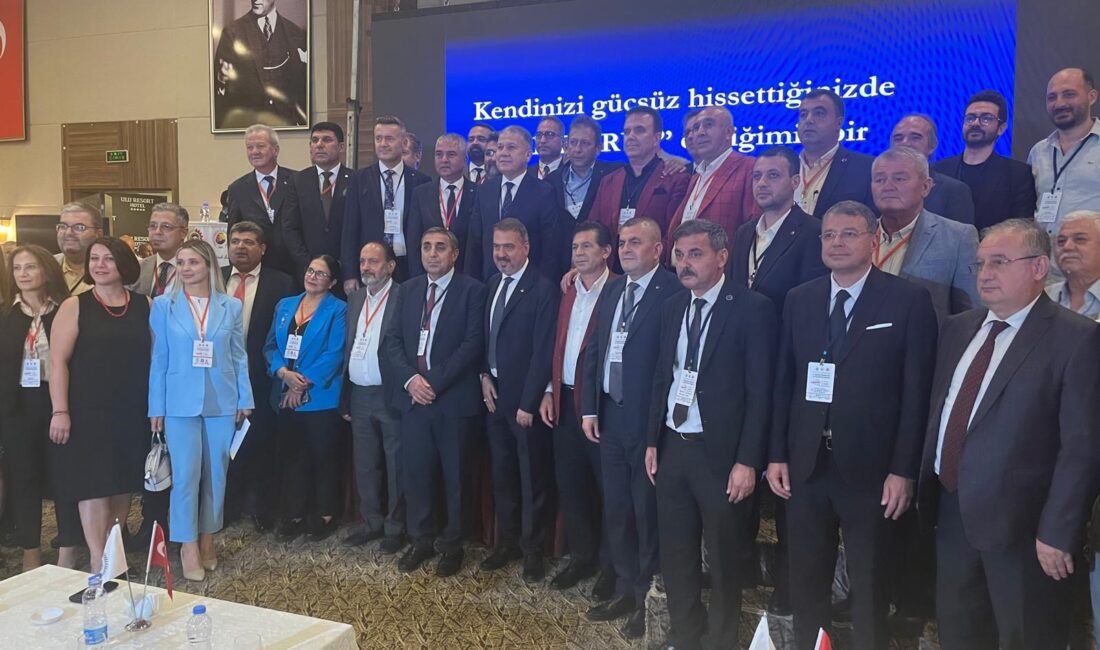 Çakır: “Üretilen bilgi hayatta daha çok yer bulsun” MTSO Yönetim Kurulu Başkanı Hakan Sefa Çakır, üniversitelerde yönetilen tezlerin