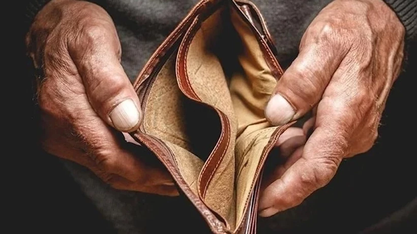 Yoksulluk sınırı 92 bin TL’yi aştı Türk-İş, ekim ayı açlık ve yoksulluk sınırı araştırmasının sonuçlarını açıkladı.