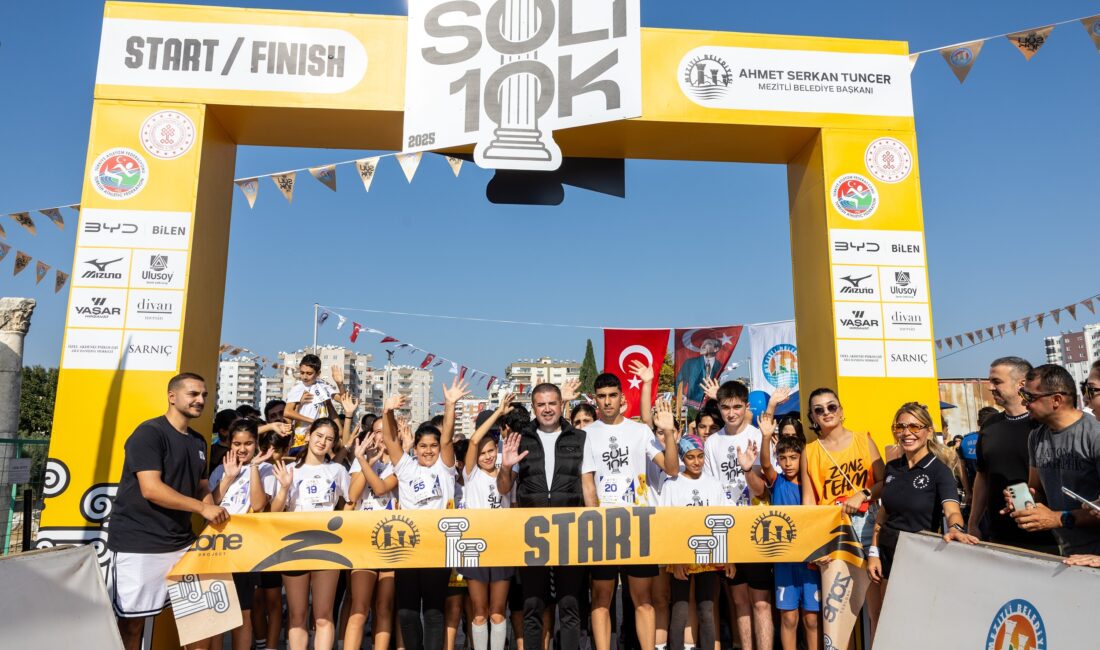 MEZİTLİ BELEDİYESİ’NDEN TARİHİ KOŞU, SOLİ 10K NEFES KESTİ! Mezitli Belediyesi tarafından düzenlenen Soli 10K koşusu, Akdeniz’in incisi Mezitli’de