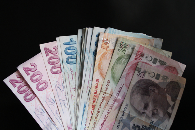 TÜİK, Ekim ayına ilişkin enflasyon oranlarını duyurdu. Bu gelişmeyle birlikte