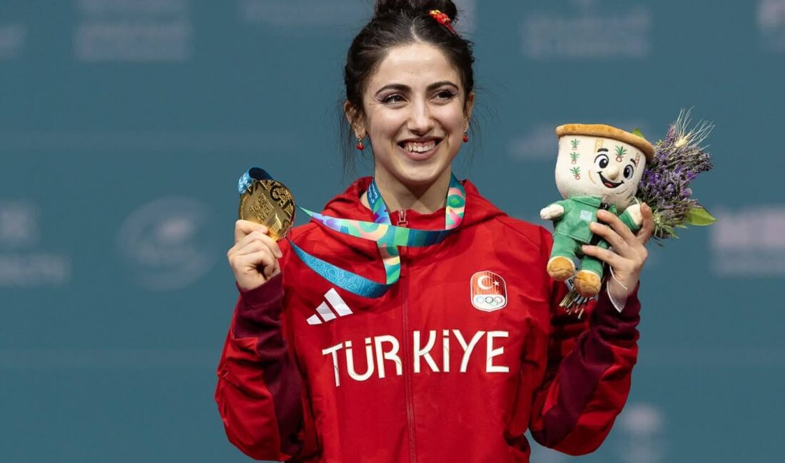 Mersin’in Gururu Gamze Altun! Suudi Arabistan’ın başkenti Riyad’da düzenlenen 6. İslami Dayanışma Oyunları’nda, kadınlar