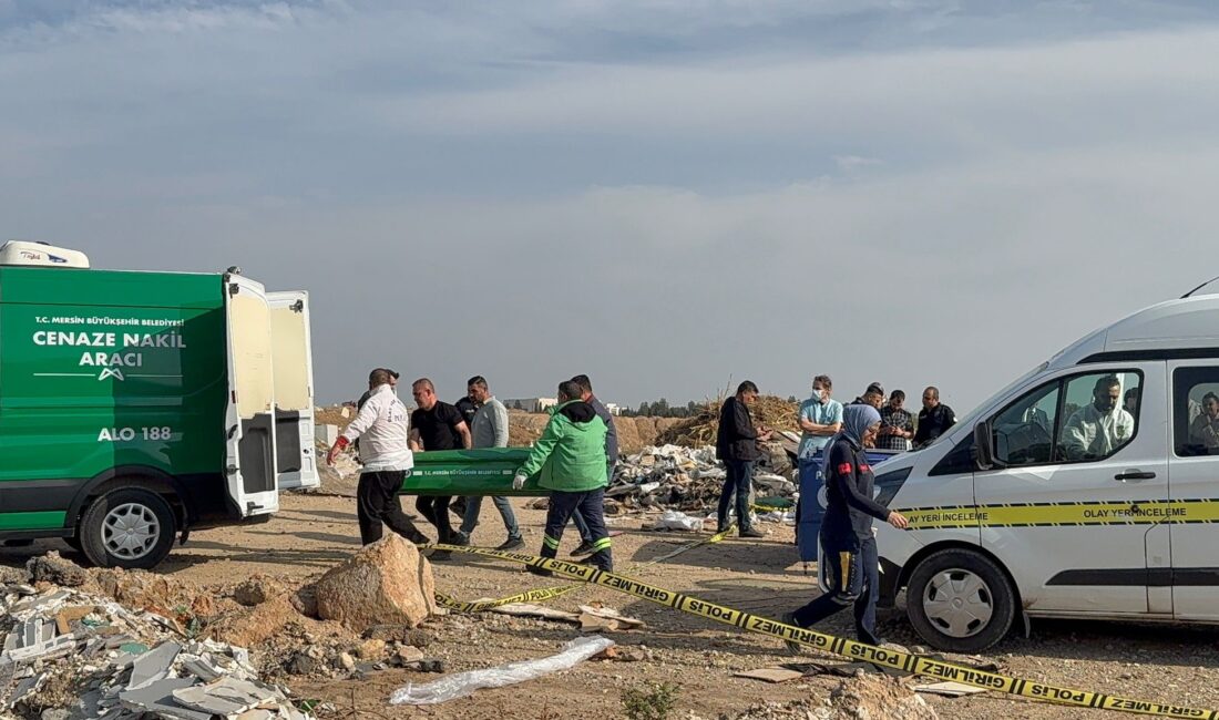 Mersin‘in Tarsus ilçesinde 35 yaşlarında bir şahsın bıçaklanıp öldürüldükten sonra,