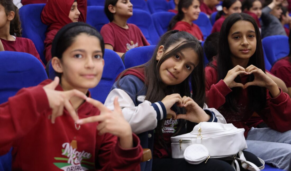 TOROSLAR BELEDİYESİNDEN 20 KASIM ÇOCUK HAKLARI GÜNÜ’NE ÖZEL BULUŞMA Toroslar Belediyesi, 20 Kasım Dünya Çocuk Hakları Günü kapsamında anlamlı