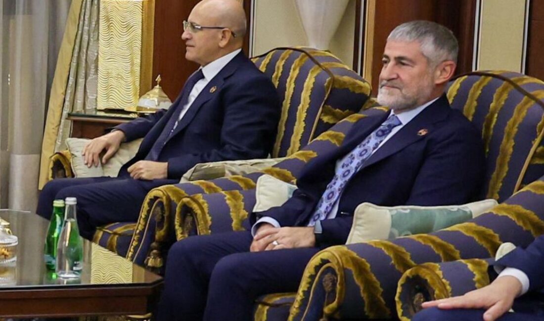 Eski Maliye Bakanı  ve Mersin Milletvekili Nureddin Nebati, Suudi Arabistan’da