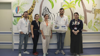 Mersin Büyükşehir Belediyesi, ‘Lösemili Çocuklar Haftası’ dolayısıyla, Mersin Şehir Hastanesi Onkoloji servisinde