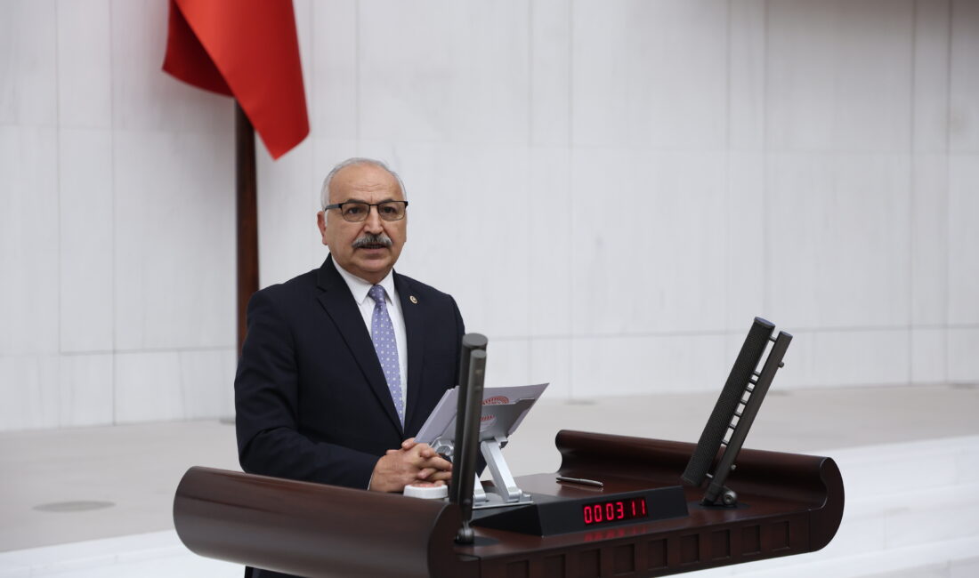 Talat Dinçer: “İthalat Lobileri Kazanırken Anadolu’nun Üreticisi Kaybediyor!” Mersin Milletvekili Talat Dinçer, Türkiye’nin birçok bölgesinde hasat dönemi devam