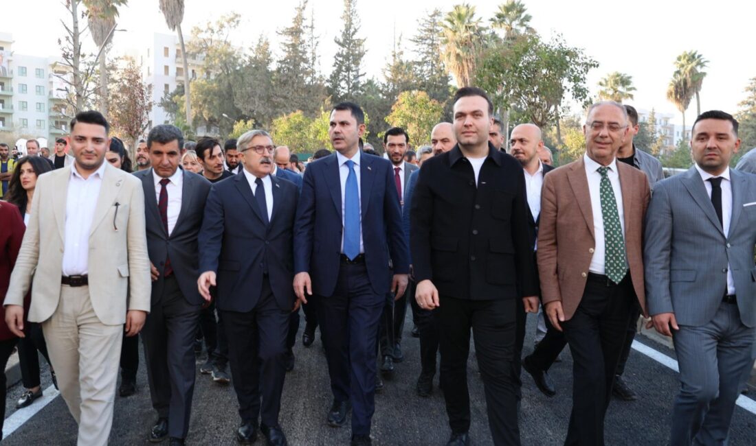 Dünya Asrın İnşasına şaştı kaldı Depremin yaralarını sarmak için yürütülen “asrın inşa seferberliği” uluslararası kamuoyunun