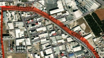 Toroslar Yalınayak Mahallesi’nde kapandığı iddia edilen fabrikalar zehir saçmaya devam ediyor!