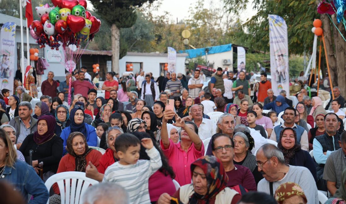 TOROSLAR’DA HURMA HASADI COŞKUYLA KUTLANDI Toroslar Belediyesinin Hurma Hasadı Etkinliği, yoğun ilgi gördü. Hem bölgenin