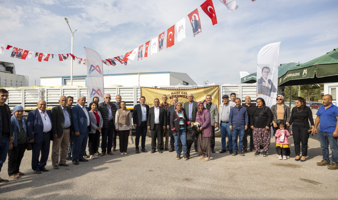 ‘HADİ GEL KÖYÜMÜZE DESTEK VERELİM’ PROJESİYLE ÜRETİCİNİN YÜZÜ GÜLÜYOR Mersin Büyükşehir Belediyesi’nin kırsal kalkınmaya ve üretime destek projesi ‘Hadi Gel