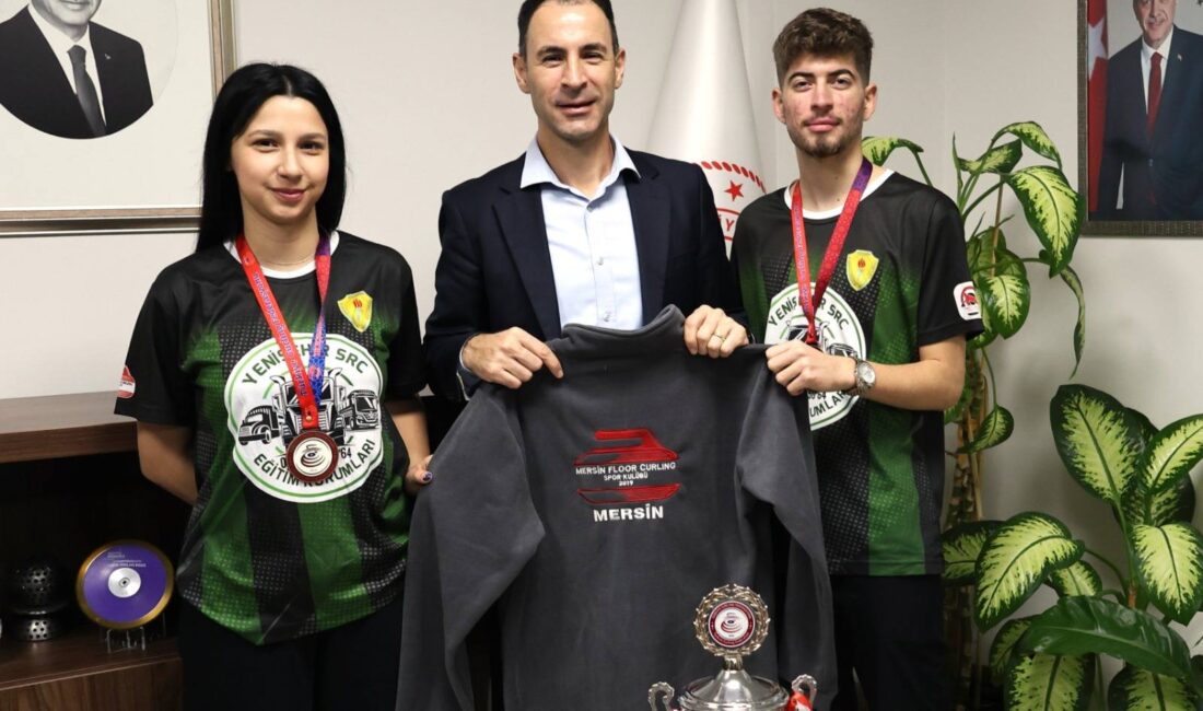 Göksun Öz başarılı sporcuları tebrik etti! 17–23 Kasım tarihleri arasında Samsun’da gerçekleştirilen Floor Curling Türkiye Şampiyonasında