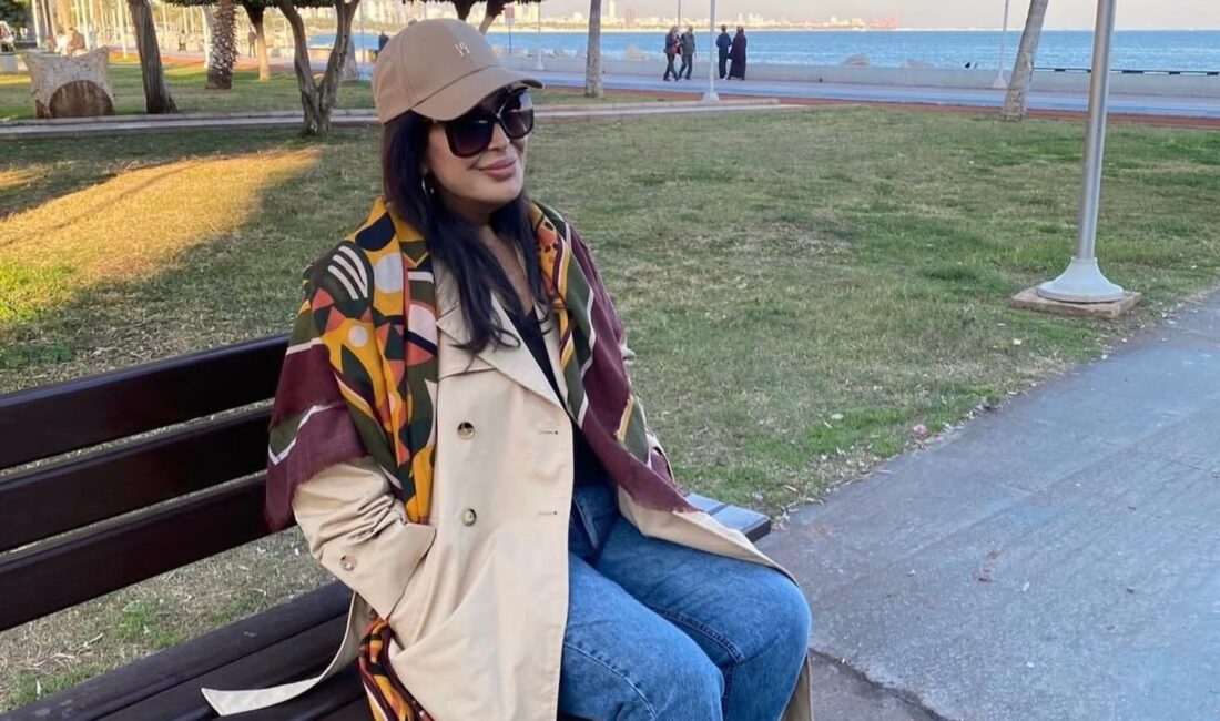 Türk sinemasının efsane ismi Türkan Şoray, Mersin sahilinden paylaştığı fotoğrafla