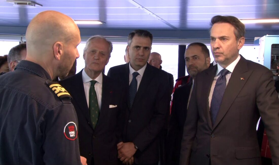 Enerji ve Tabii Kaynaklar Bakanı Alparslan Bayraktar, Sakarya’daki Faz 2