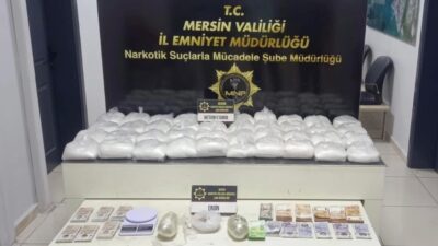 Mersin polisinin bir adrese düzenlediği operasyonda yaklaşık 4 milyon TL’lik dövizle